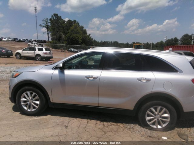 5XYPG4A3XHG270692 KIA SORENTO LX