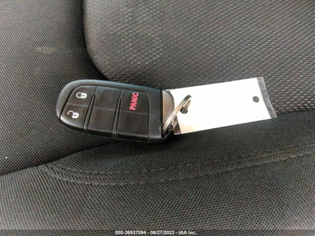 ZACCJBBB6HPG04744 Jeep Renegade Latitude