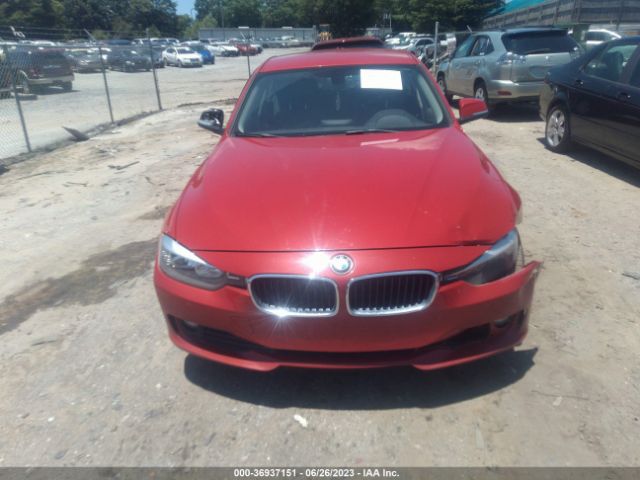 WBA3B1G59ENT00691 BMW 3 Series 320i