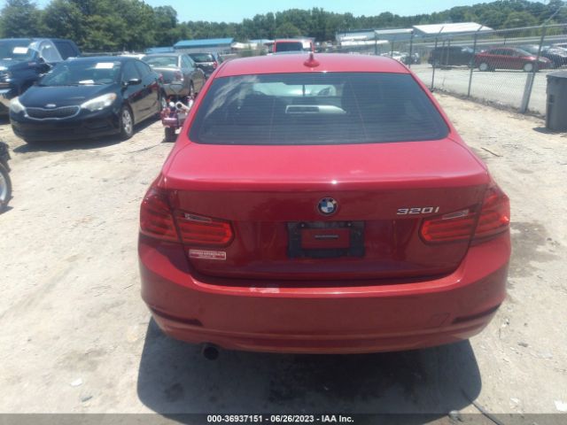 WBA3B1G59ENT00691 BMW 3 Series 320i