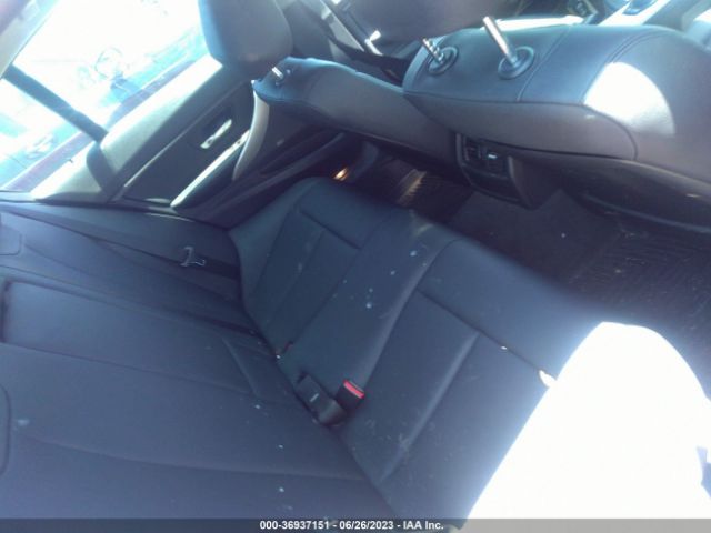 WBA3B1G59ENT00691 BMW 3 Series 320i