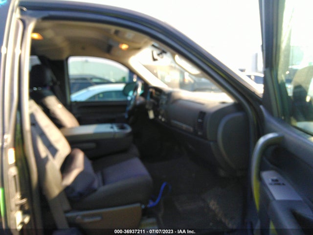 2010 CHEVROLET SILVERADO 1500 LT VIN: 1GCSKSE37AZ143316