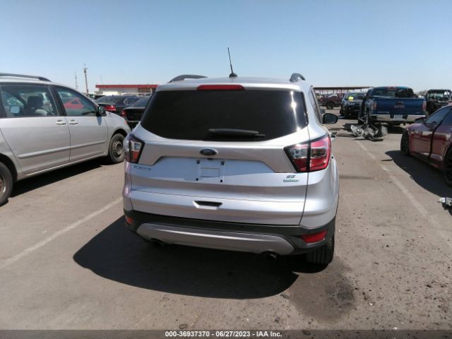 1FMCU0GD6HUE69717 Ford ESCAPE SE