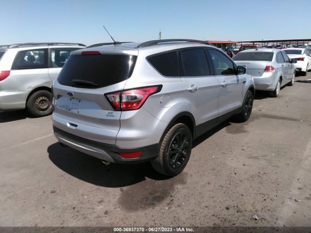 1FMCU0GD6HUE69717 Ford ESCAPE SE