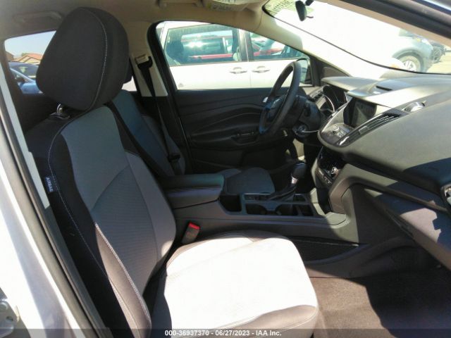 1FMCU0GD6HUE69717 Ford ESCAPE SE