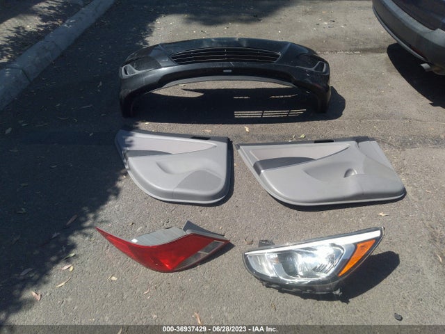Hyundai ACCENT SE 2016 KMHCT4AEXGU107920 Image 4