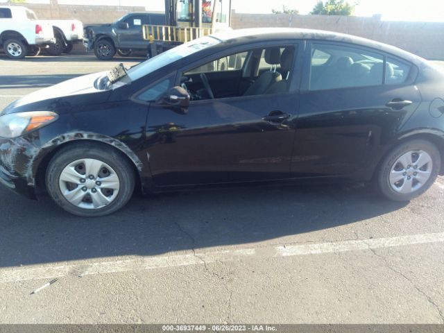 KNAFK4A6XF5426754 KIA FORTE LX