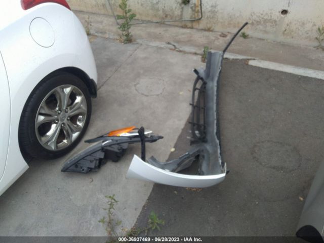 KMHD35LH7EU220240 Hyundai ELANTRA GT