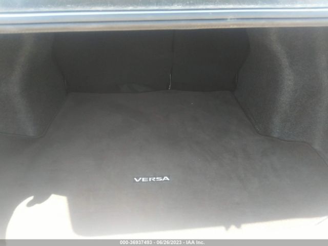 3N1CN8EV9ML887952 Nissan VERSA SV