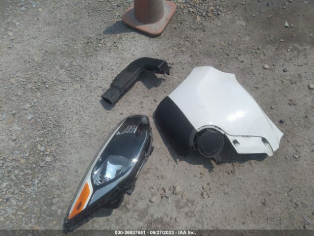 KNDJN2A2XG7394660 KIA Soul Base