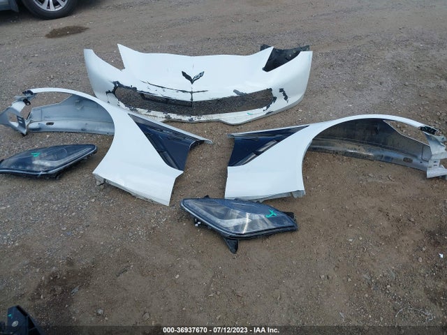Chevrolet Corvette Stingray Z51 2014 1G1YM2D7XE5135516 Image 12