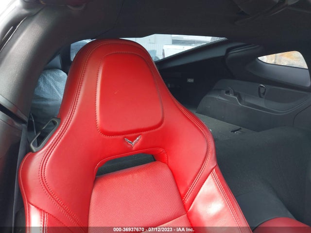 Chevrolet Corvette Stingray Z51 2014 1G1YM2D7XE5135516 Image 8