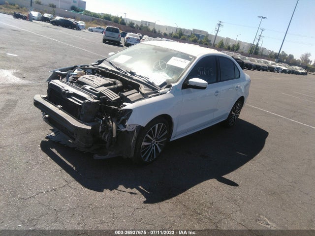 3VWD17AJ1EM268734 Volkswagen Jetta Sedan Se