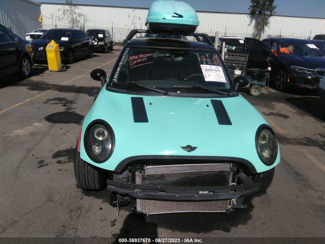 2007 MINI COOPER HARDTOP WMWMF335X7TT57460 Photo 5