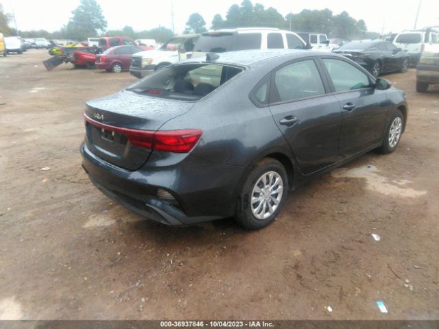 3KPF24AD9PE573042 KIA FORTE LX