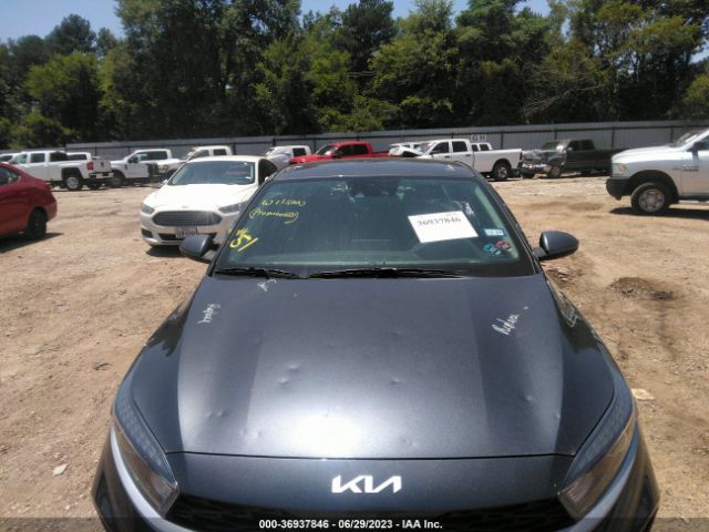 3KPF24AD9PE573042 KIA FORTE LX