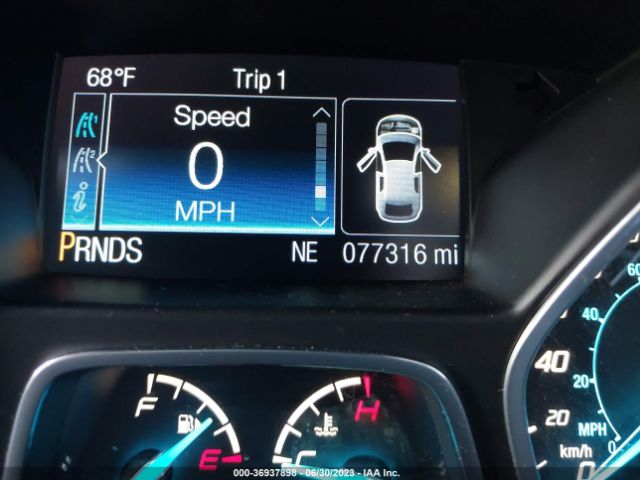1FMCU9J9XEUC25184 Ford Escape Titanium
