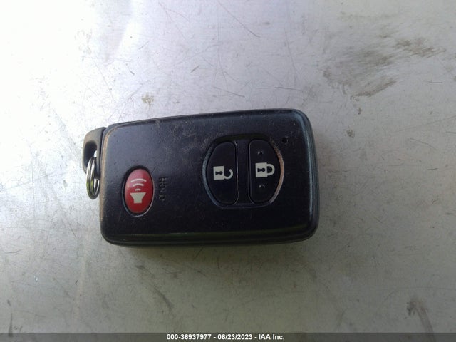 Toyota Prius Four 2015 JTDKN3DUXF0399677 Image 3