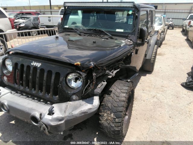 1C4BJWDG5HL733221 Jeep Wrangler Unlimited Sport
