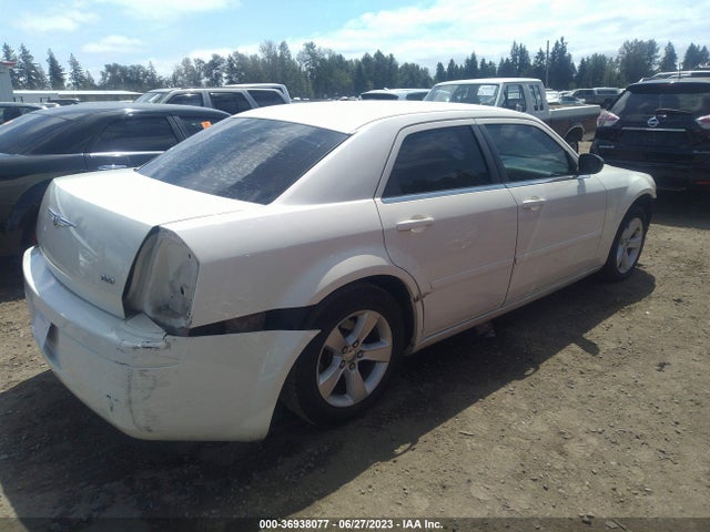 2006 CHRYSLER 300 VIN: 2C3KA43R96H363204