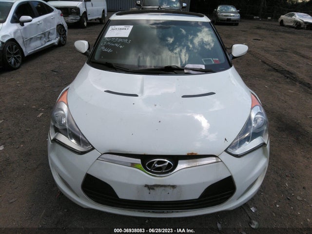 2013 HYUNDAI VELOSTER W/BLACK INT VIN: KMHTC6AD2DU092201