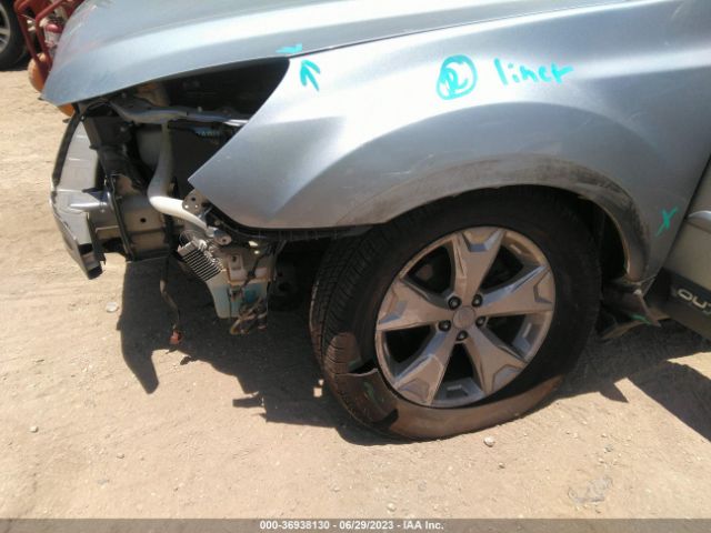 4S4BRCCC8E3275137 Subaru Outback 2.5i Premium