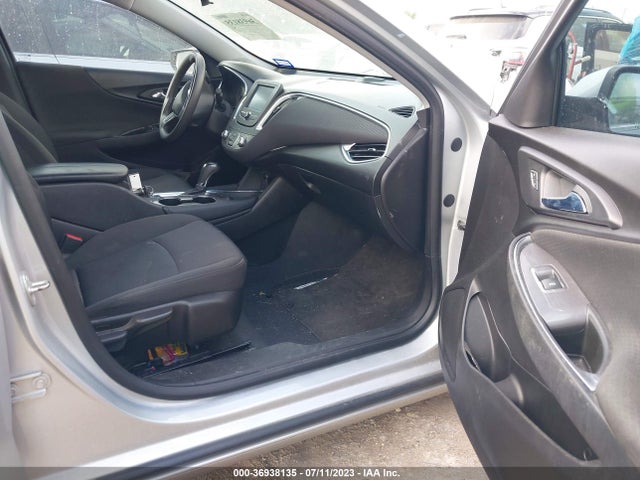 Chevrolet MALIBU LT 2018 1G1ZD5ST7JF191777 Image 5