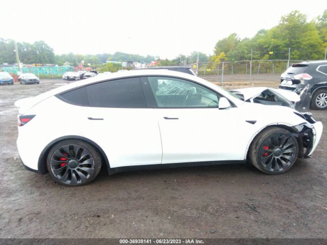 7SAYGDEF9NF373276 Tesla Model Y Performance