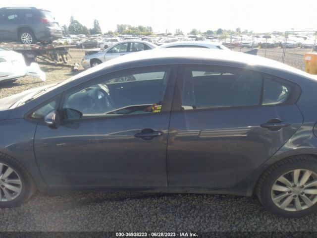 KNAFX4A67G5551732 KIA FORTE LX