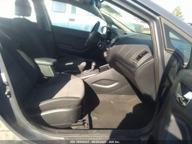 KNAFX4A67G5551732 KIA FORTE LX