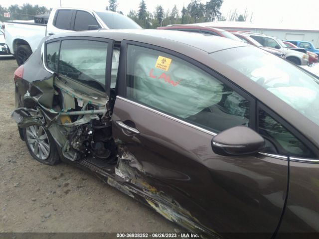 KNAFX5A84F5269313 KIA Forte 5-door Ex
