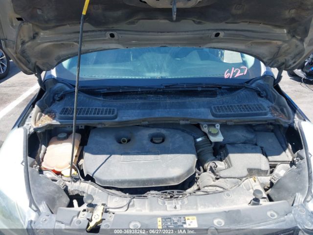 1FMCU0J93FUC61702 Ford Escape Titanium