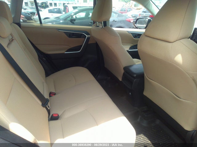 Toyota RAV4 LE 2019 2T3H1RFV8KW042521 Image 8