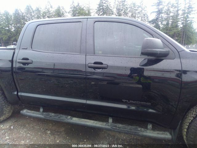 5TFEM5F14JX130685 Toyota Tundra Sr5 4.6l V8