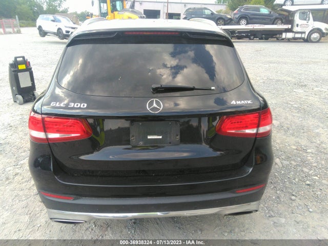 2016 MERCEDES-BENZ GLC GLC 300 VIN: WDC0G4KB1GF085031