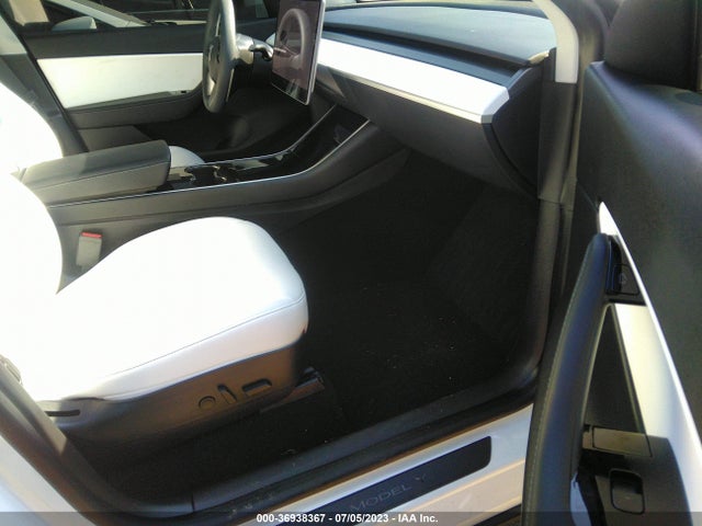 5YJYGDEE9LF056387 Tesla Model Y Long Range