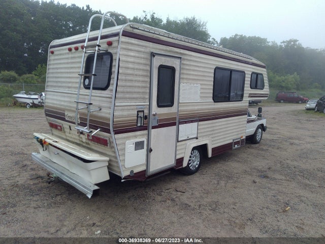 1985 TOYOTA PICKUP COMMERCIAL/CAMPER RN55 VIN: JT5RN55D0F5045285
