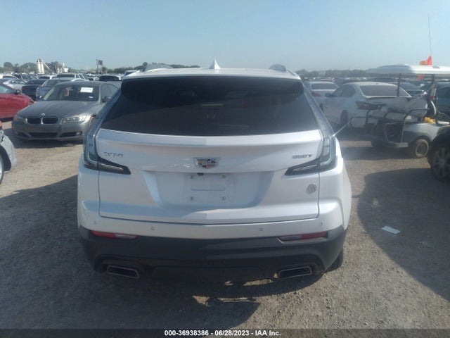 2022 Cadillac XT4, VIN: 1GYFZER49NF170083