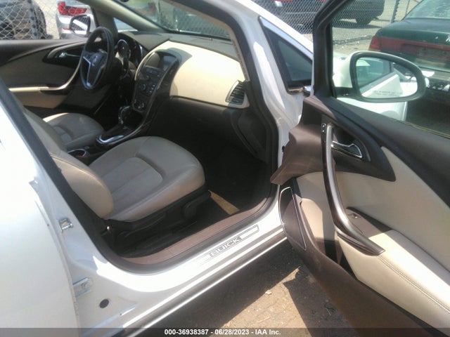1G4PR5SK0E4145289 Buick Verano Convenience Group