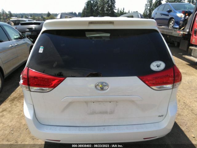 5TDKK3DC4ES502197 Toyota SIENNA LE