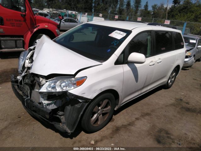 5TDKK3DC4ES502197 Toyota SIENNA LE