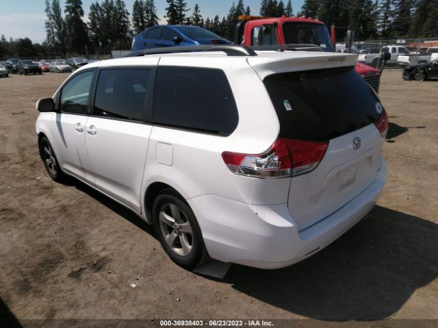 5TDKK3DC4ES502197 Toyota SIENNA LE