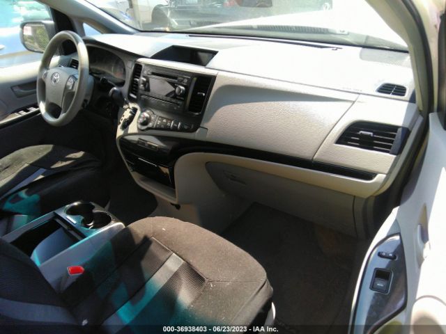 5TDKK3DC4ES502197 Toyota SIENNA LE