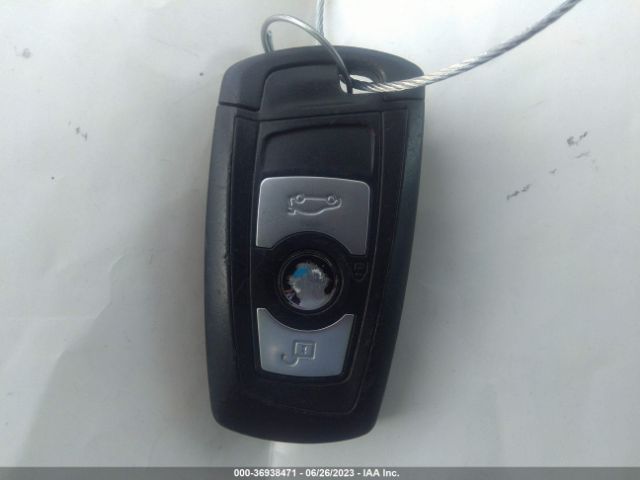 WBA3C1C52FK119132 BMW 3 Series 328i