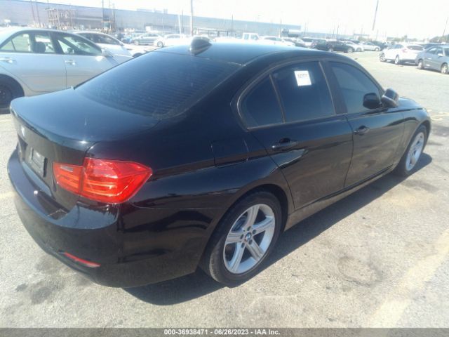 WBA3C1C52FK119132 BMW 3 Series 328i