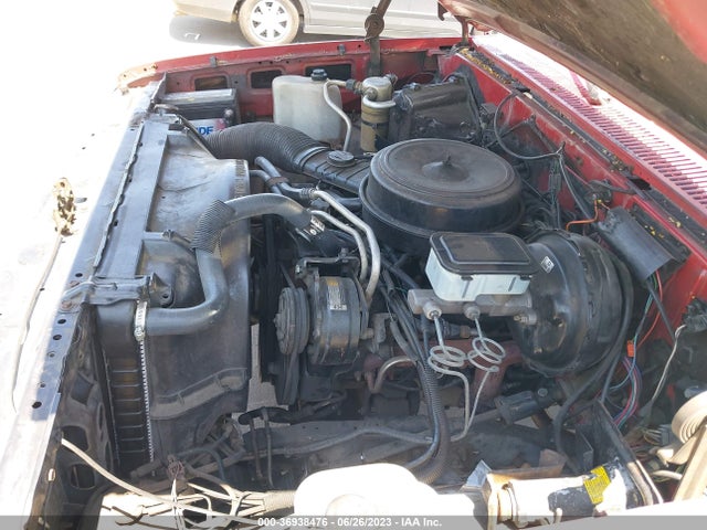 1986 CHEVROLET C10 VIN: 1GCEC14F2GJ151038