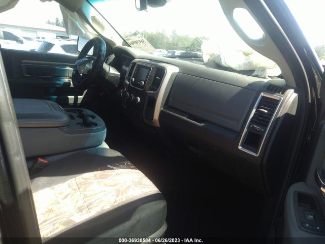 1C6RR7GT5ES269717 RAM 1500 Slt