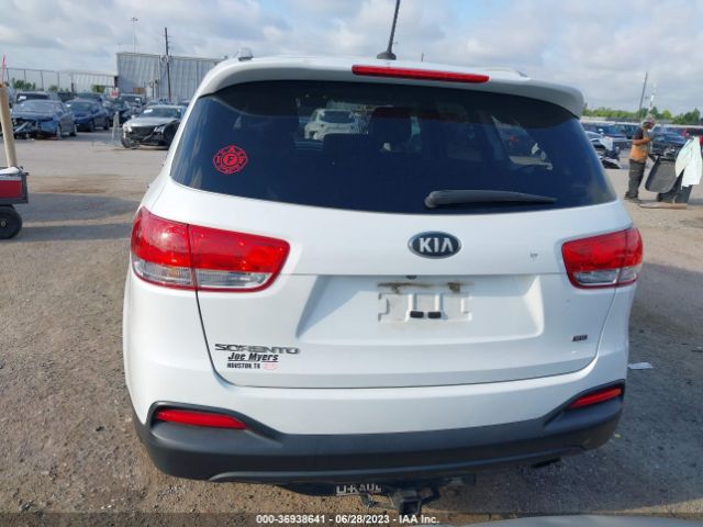 5XYPG4A32GG082697 KIA SORENTO LX