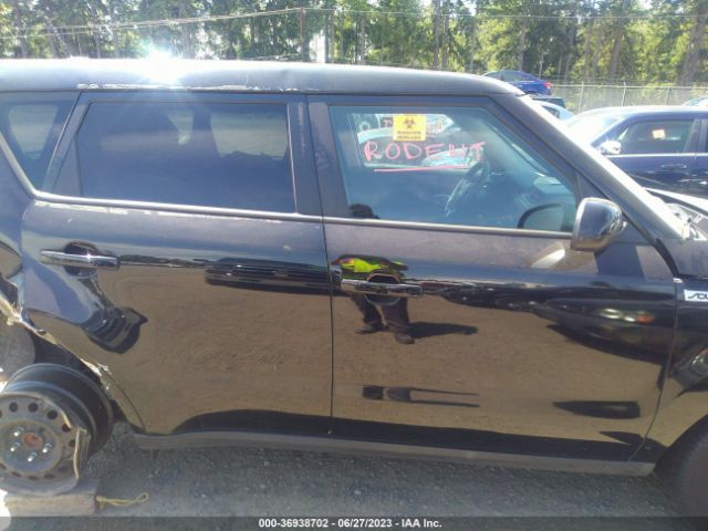 KNDJN2A2XF7221543 KIA Soul Base