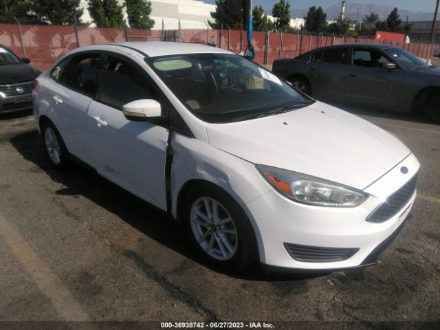 Ford FOCUS SE 2016 1FADP3F25GL272694 Image 1
